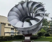 水力發(fā)電站水輪機轉輪起吊手拉葫蘆起到拉緊固定的作用
